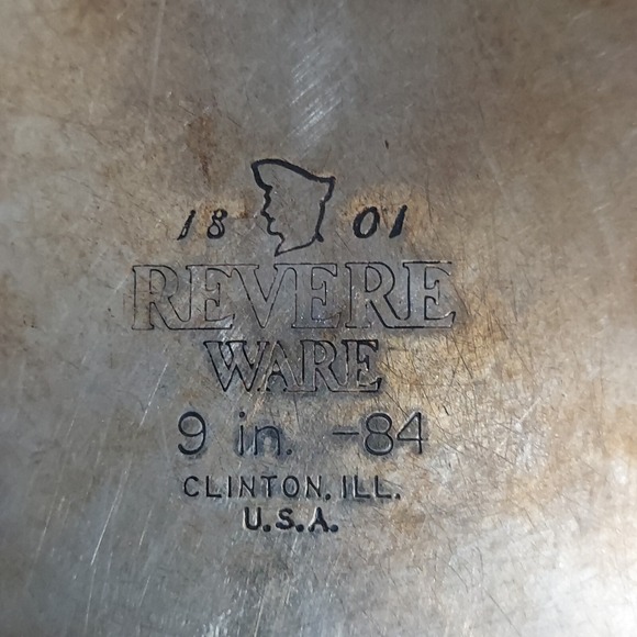1801 REVERE WARE 9 in - 84 Clinton, ILL USA Skillet Frying Pan with Lid Vintage - Picture 13 of 13